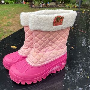 SOREL Powder Storm Pink Quilted Lined Pull On Winter Snow Boots